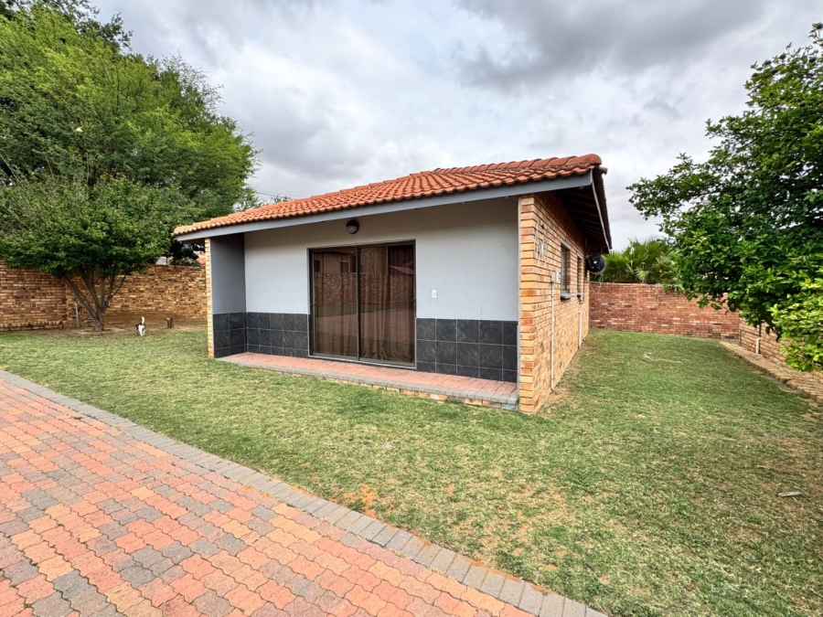 6 Bedroom Property for Sale in Orkney North West